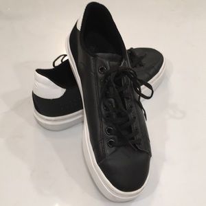 Clear Weather Black Leather Sneaker
